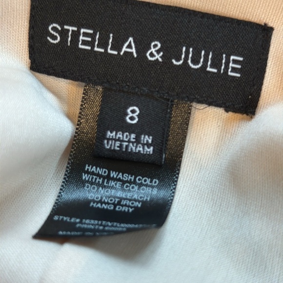 Stella & Julie floral dress - Picture 7 of 12